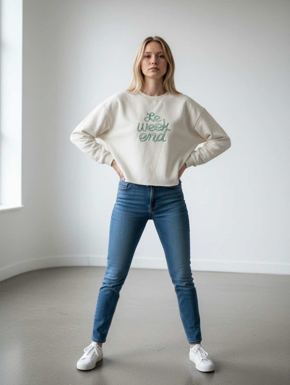 Clare V Le Weekend Embroidered Cropped Sweatshirt - Cream/Green